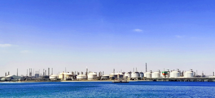 oil storage tanks facility